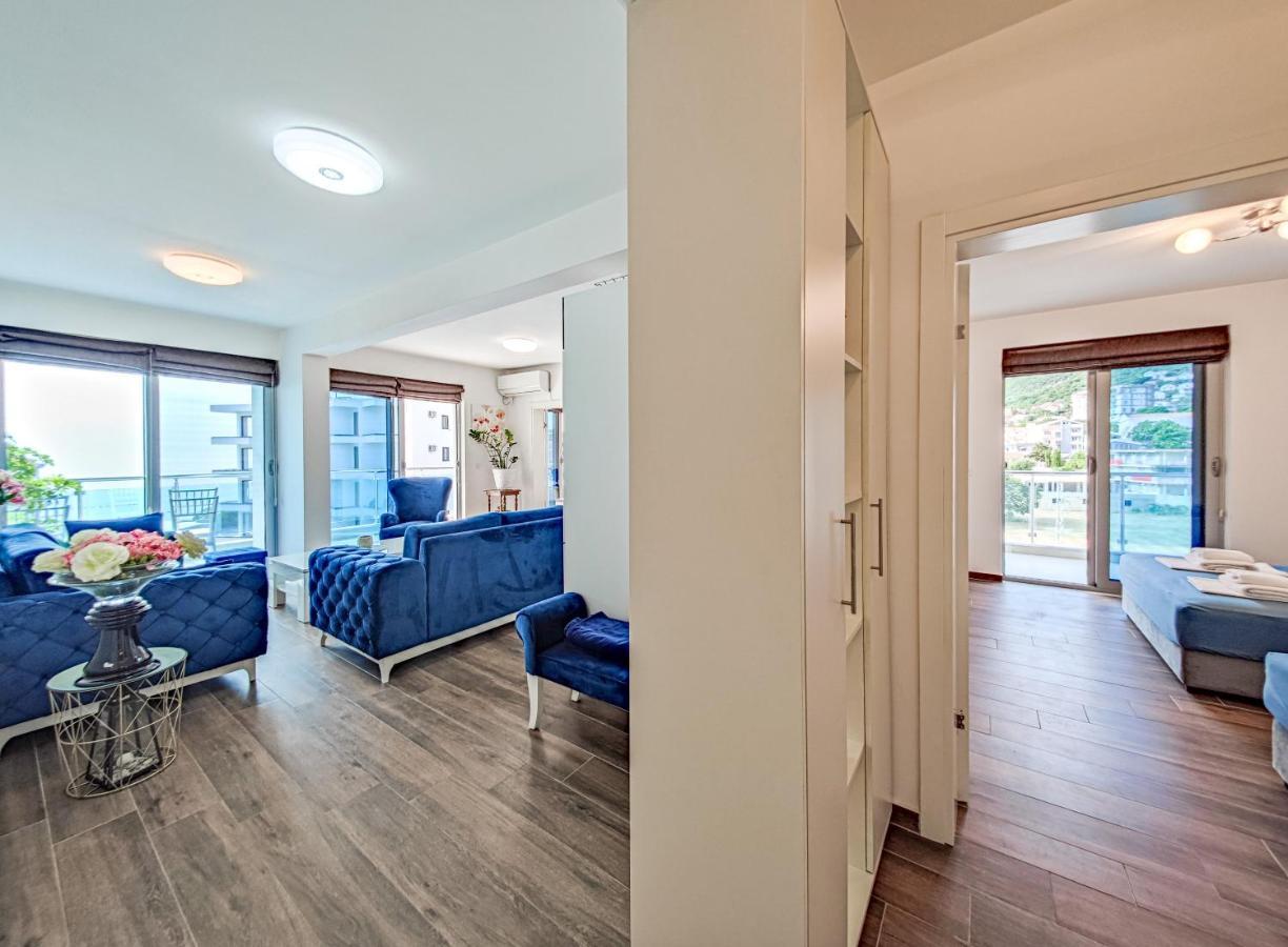 Apartment Plavo Nebo Dobra Voda Bagian luar foto