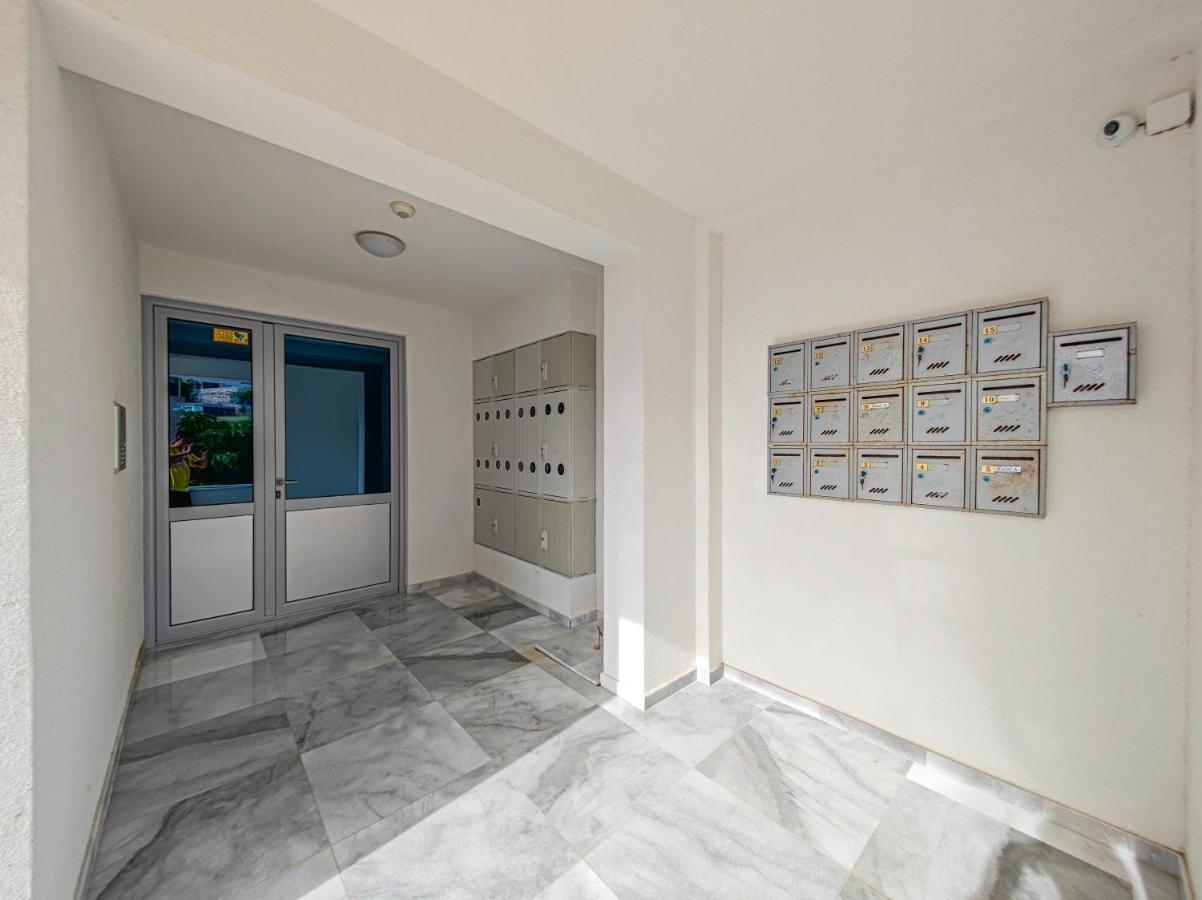 Apartment Plavo Nebo Dobra Voda Bagian luar foto
